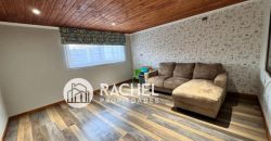 EN VENTA AMPLIA PROPIEDAD REMODELADA