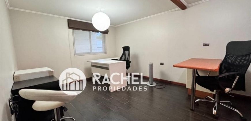 EN VENTA AMPLIA PROPIEDAD REMODELADA