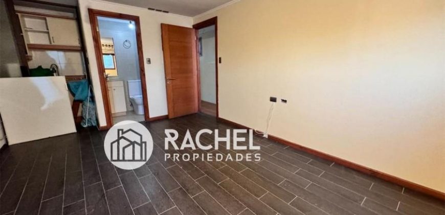 EN VENTA AMPLIA PROPIEDAD REMODELADA