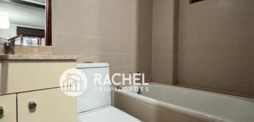 EN VENTA AMPLIA PROPIEDAD REMODELADA