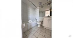 SE VENDE EXCELENTE DEPARTAMENTO CONDOMINIO PLAZA HOCHSTETTER