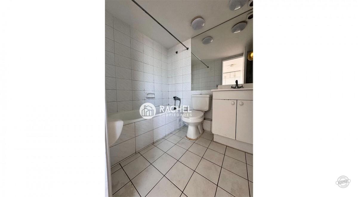 SE VENDE EXCELENTE DEPARTAMENTO CONDOMINIO PLAZA HOCHSTETTER