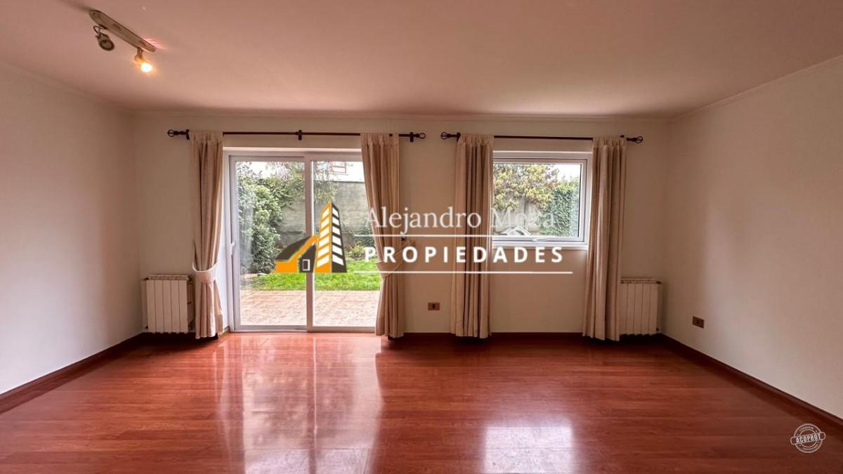 SE VENDE HERMOSA CASA EN SECTOR LOMAS DE MIRASUR