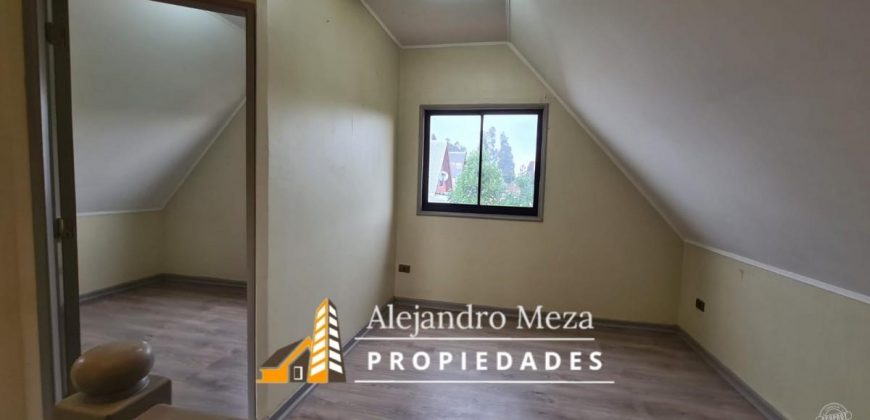 SE VENDE LINDA CASA EN CONDOMINIO PORTAL DEL MAIPO