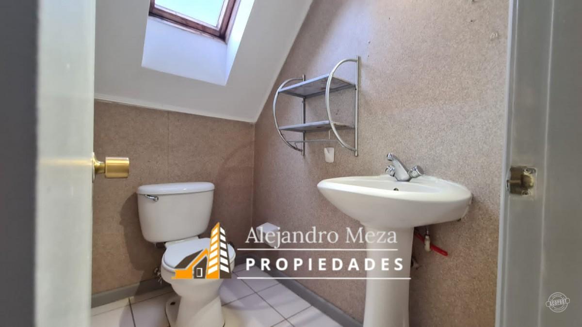 SE VENDE LINDA CASA EN CONDOMINIO PORTAL DEL MAIPO