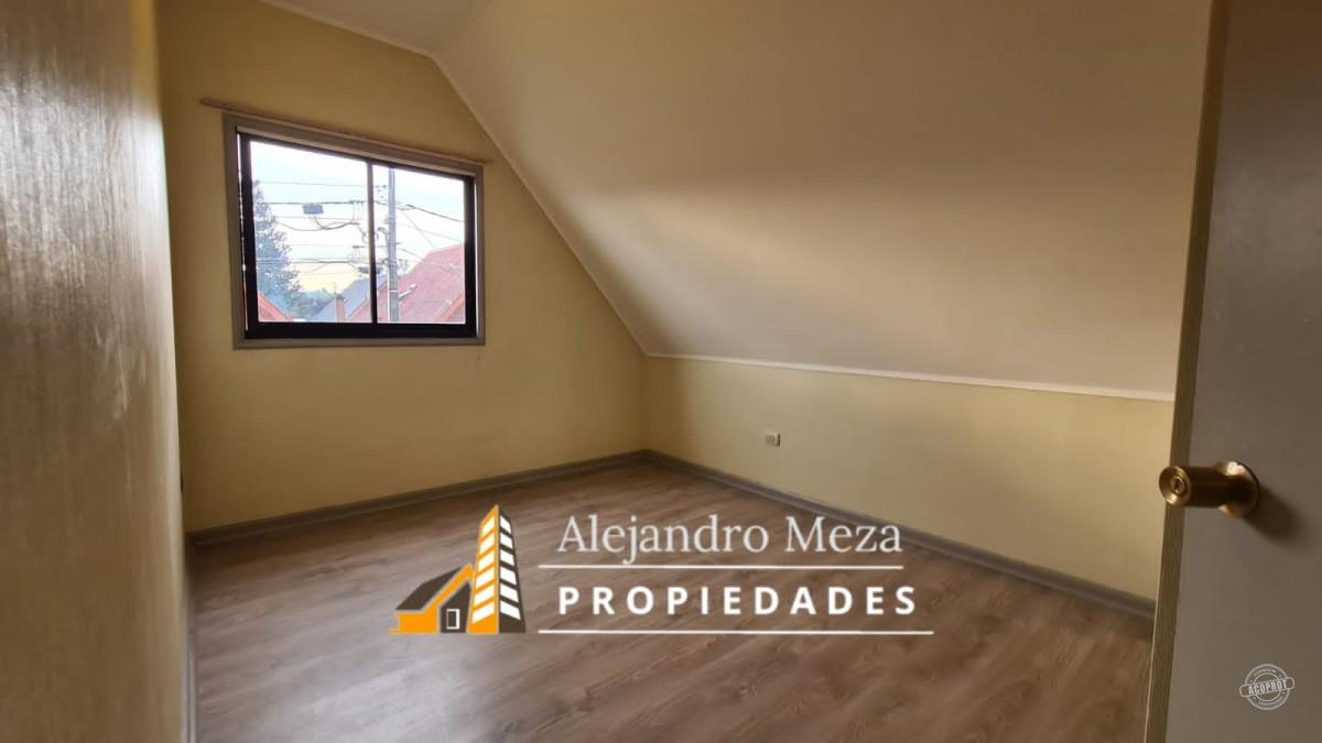 SE VENDE LINDA CASA EN CONDOMINIO PORTAL DEL MAIPO