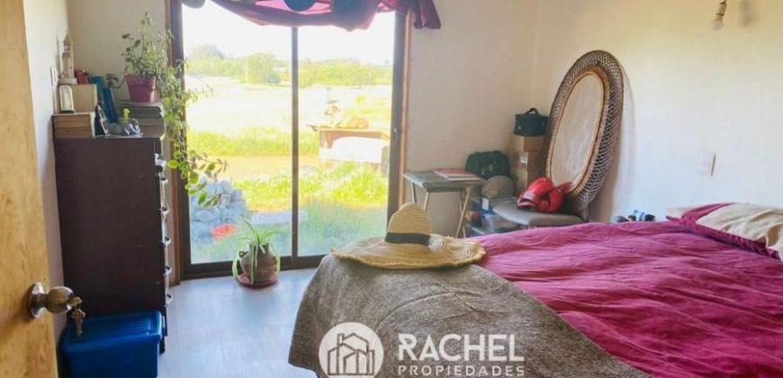 EN VENTA PARCELA DE 1 HA. CON 2 CASAS SECTOR PUMALAL