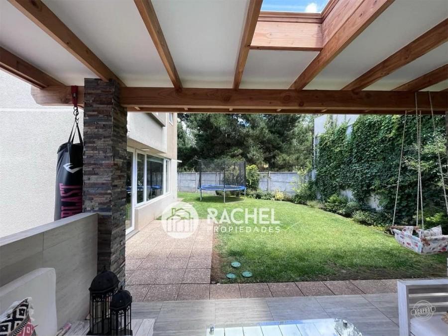 SE VENDE PRECIOSA CASA CON EXCELENTE MANTENCION EN CONDOMINIO CERRADO
