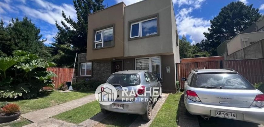 SE VENDE PRECIOSA CASA CON EXCELENTE MANTENCION EN CONDOMINIO CERRADO