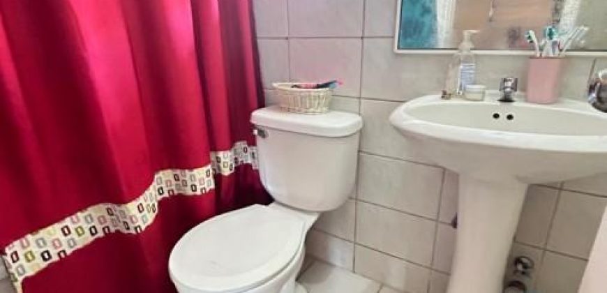 SE VENDE CASA DE ESQUINA Y AMPLIADA EN SECTOR FUNDO CARMEN