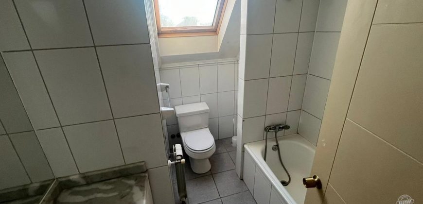 Vendemos amplia casa en Barrio Inglés