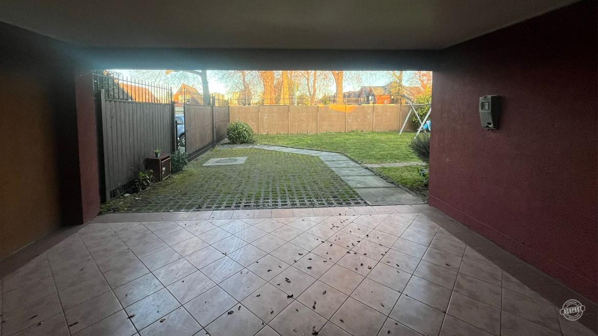 Vendemos amplia casa en Barrio Inglés
