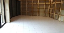 Arrendamos local en Edificio Centro Mayor con GC incluidos
