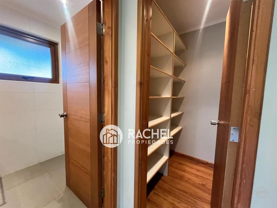 SE ARRIENDA HERMOSA CASA EN CONDOMINIO LOMAS DEL CARMEN
