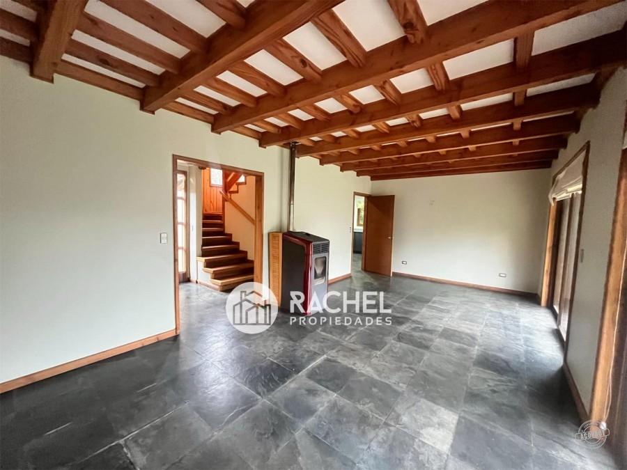 SE ARRIENDA HERMOSA CASA EN CONDOMINIO LOMAS DEL CARMEN