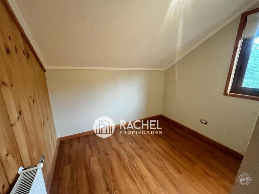 SE ARRIENDA HERMOSA CASA EN CONDOMINIO LOMAS DEL CARMEN