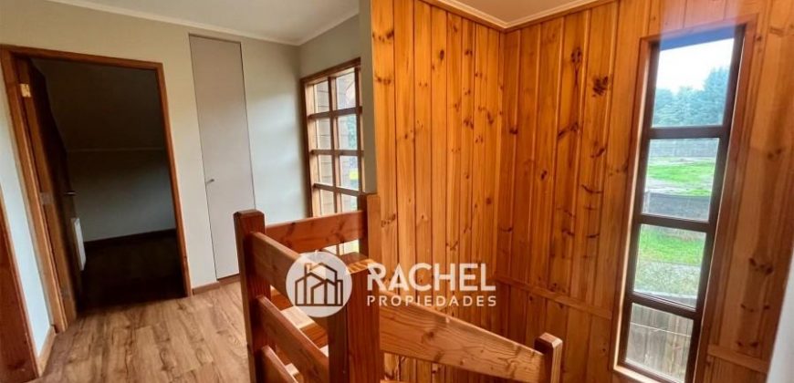 SE ARRIENDA HERMOSA CASA EN CONDOMINIO LOMAS DEL CARMEN