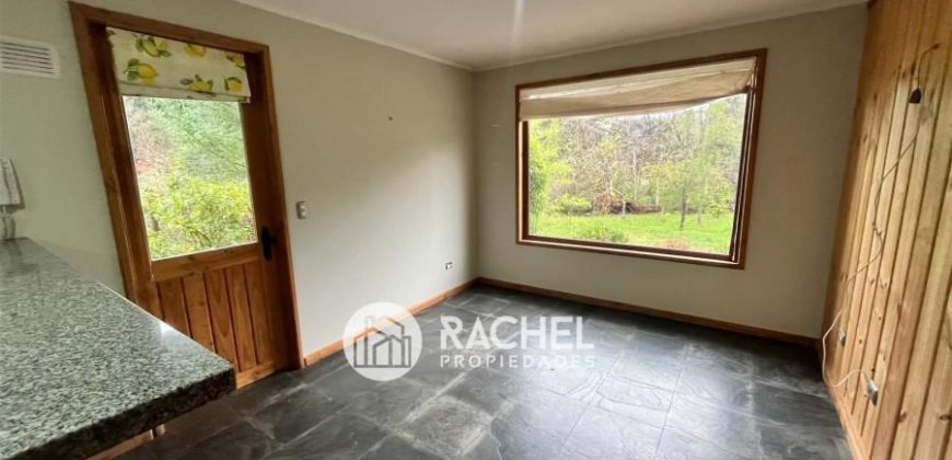 SE ARRIENDA HERMOSA CASA EN CONDOMINIO LOMAS DEL CARMEN