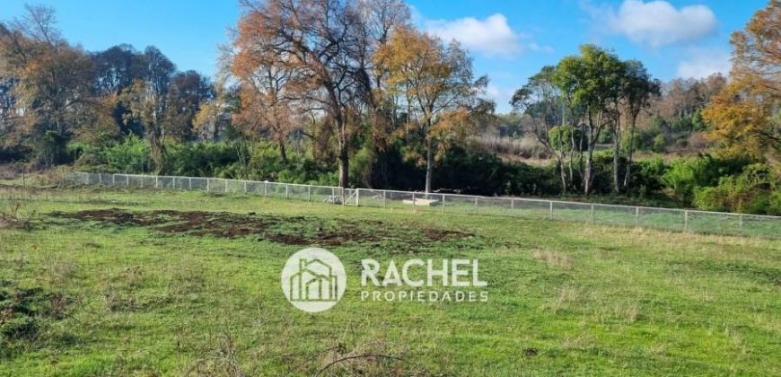 SE VENDE HERMOSA PARCELA EN TRANQUILA PARCELACIÓN CERRADA