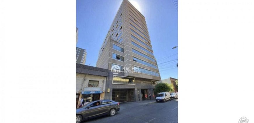 SE ARRIENDA OFICINA EN EDIFICIO SINERGIA AMOBLADA