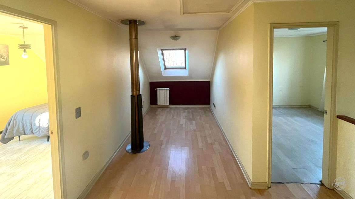 Vendemos amplia casa en Barrio Inglés