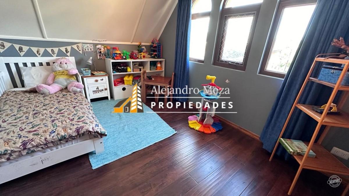 SE VENDE LINDA CASA EN VILLA BAYONA DE TEMUCO