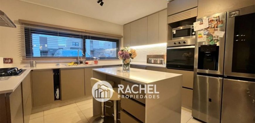 SE VENDE HERMOSA CASA AMPLIADA – CONDOMINIO BELO HORIZONTE