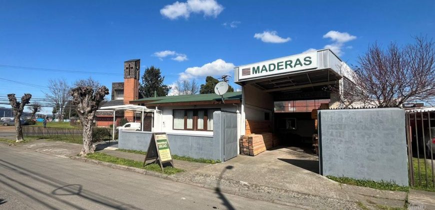 Vendemos casa esquina a pasos de Caupolicán
