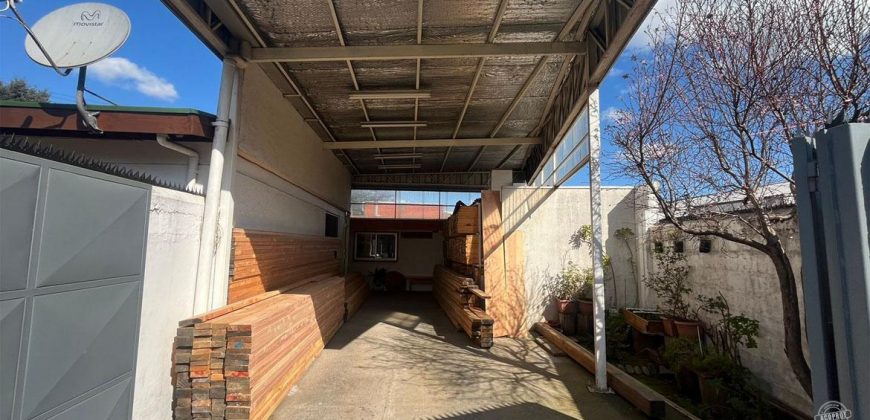 Vendemos casa esquina a pasos de Caupolicán