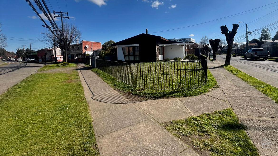 Vendemos casa esquina a pasos de Caupolicán