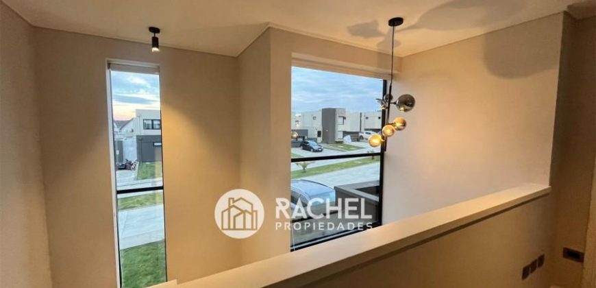 SE VENDE HERMOSA CASA AMPLIADA – CONDOMINIO BELO HORIZONTE