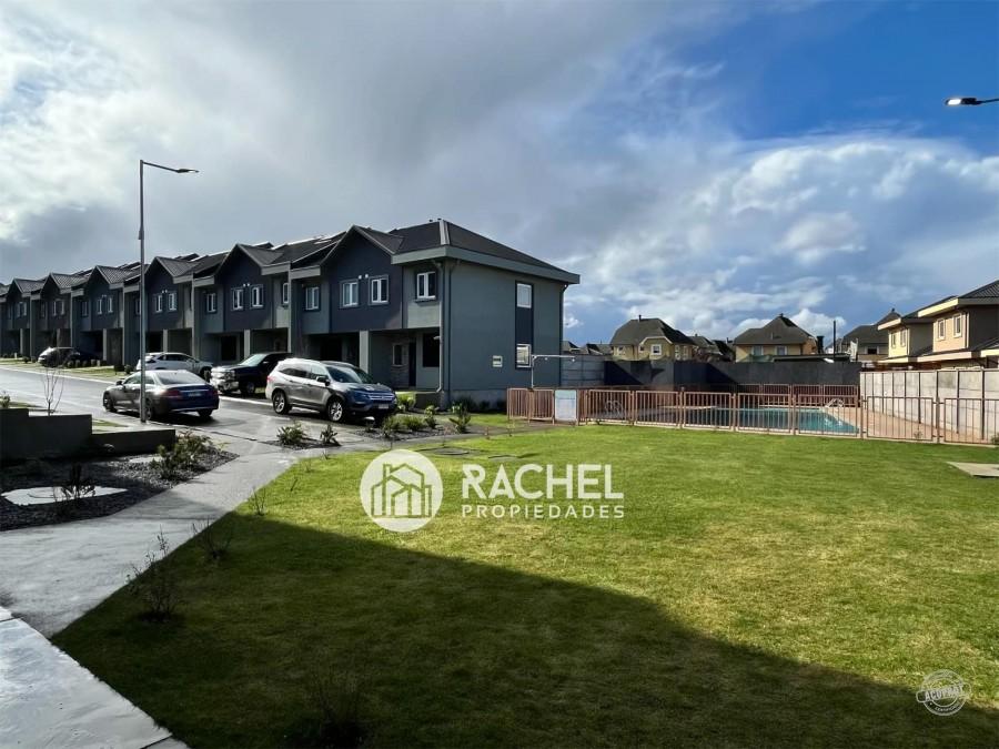 SE ARRIENDA CASA ESTILO TOWNHOUSE DENTRO DE CONDOMINIO
