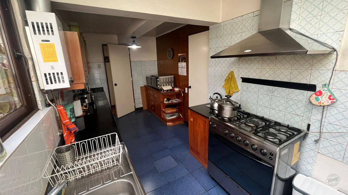 Vendemos casa esquina a pasos de Caupolicán