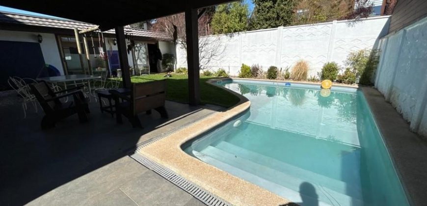 SE VENDE / ARRIENDA LINDA CASA EN VALLE DE ALCALÁ II