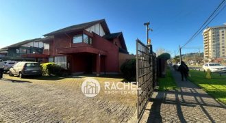 SE VENDE AMPLIA CASA DE 4D EN CONDOMINIO-CALLE FRANCIA