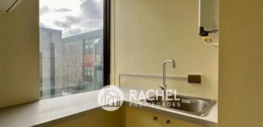 VENTA LUMINOSA OFICINA EN TORRE CAMPANARIO SECTOR CENTRO TEMUCO