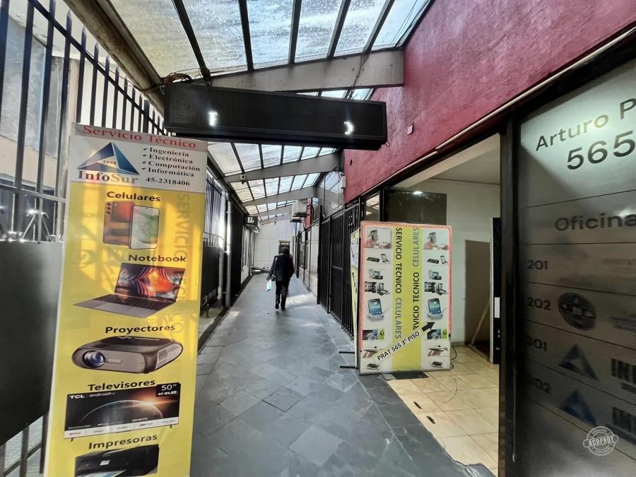 SE ARRIENDA EXCELENTE LOCAL ENTRADA GALERIA FOURCADE – ALTO FLUJO