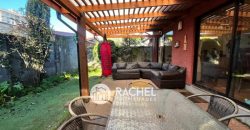 SE VENDE AMPLIA CASA DE 4D EN CONDOMINIO-CALLE FRANCIA