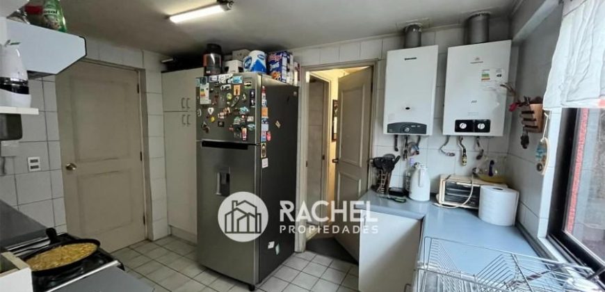 SE VENDE AMPLIA CASA DE 4D EN CONDOMINIO-CALLE FRANCIA