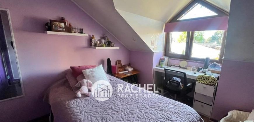 SE VENDE AMPLIA CASA DE 4D EN CONDOMINIO-CALLE FRANCIA