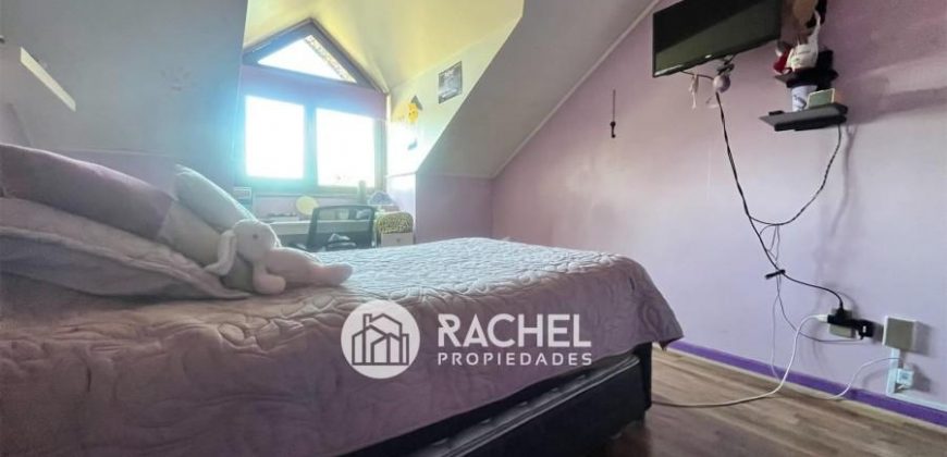 SE VENDE AMPLIA CASA DE 4D EN CONDOMINIO-CALLE FRANCIA
