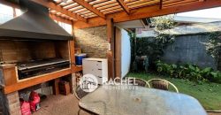 SE VENDE AMPLIA CASA DE 4D EN CONDOMINIO-CALLE FRANCIA