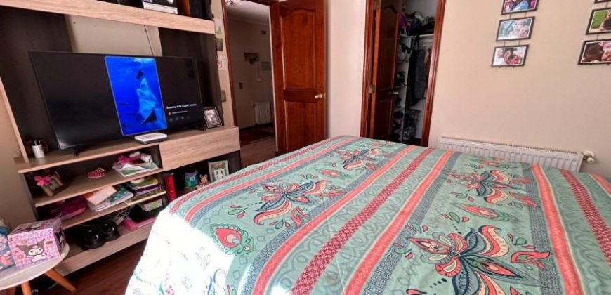 SE VENDE LINDA CASA EN BARRIO INGLÉS