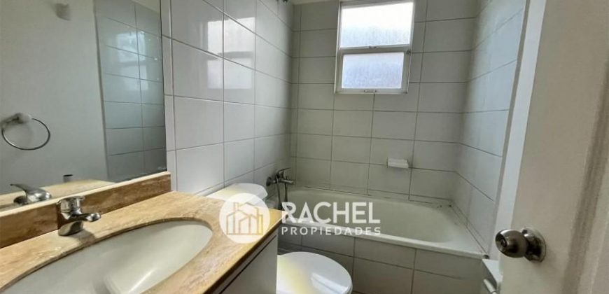 SE ARRIENDA LINDA CASA REMODELADA de 4 Dorm. pasos Colegio Pumahue – Sector Los Conquistadores