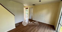 SE VENDE ACOGEDORA CASA IDEAL INVERSION – Sector Los Naranjos