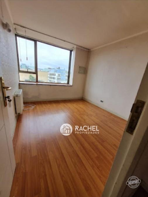 EN VENTA AMPLIO DEPARTAMENTO DE 4 DORMITORIOS SECTOR AVENIDA ALEMANIA