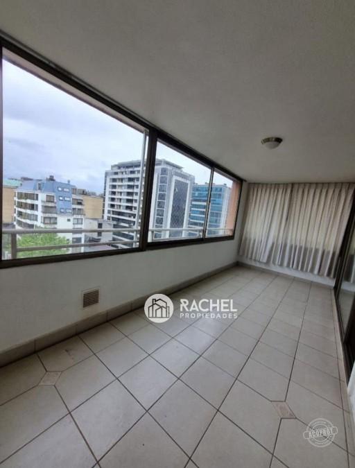 EN VENTA AMPLIO DEPARTAMENTO DE 4 DORMITORIOS SECTOR AVENIDA ALEMANIA