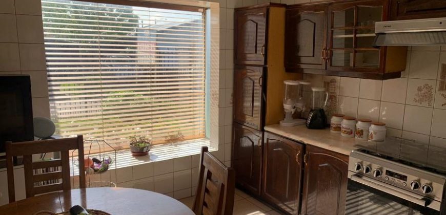 EN VENTA CASA VILLA TOBALABA