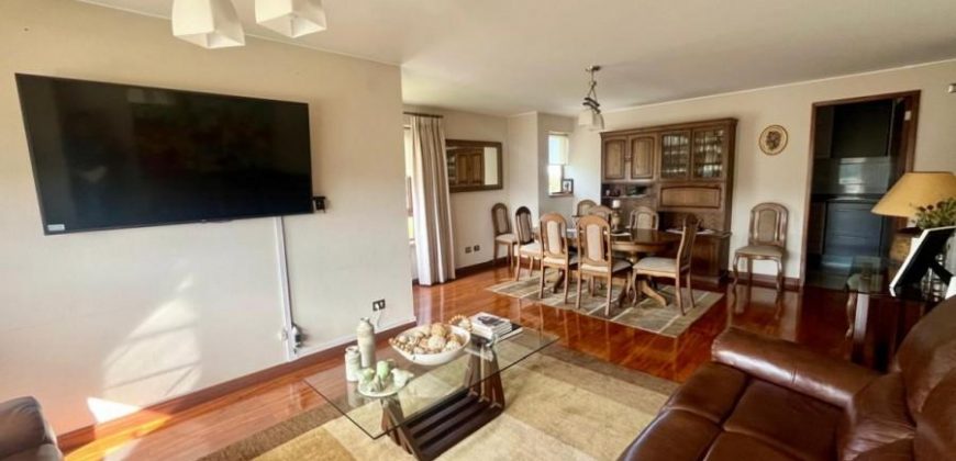 VENDEMOS HERMOSO Y AMPLIO DEPARTAMENTO CONDOMINIO CUMBRES DEL SUR.