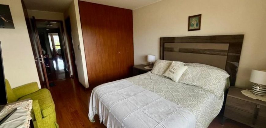 VENDEMOS HERMOSO Y AMPLIO DEPARTAMENTO CONDOMINIO CUMBRES DEL SUR.